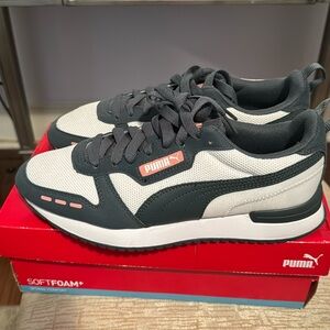 Men’s Puma R78 only worn once.